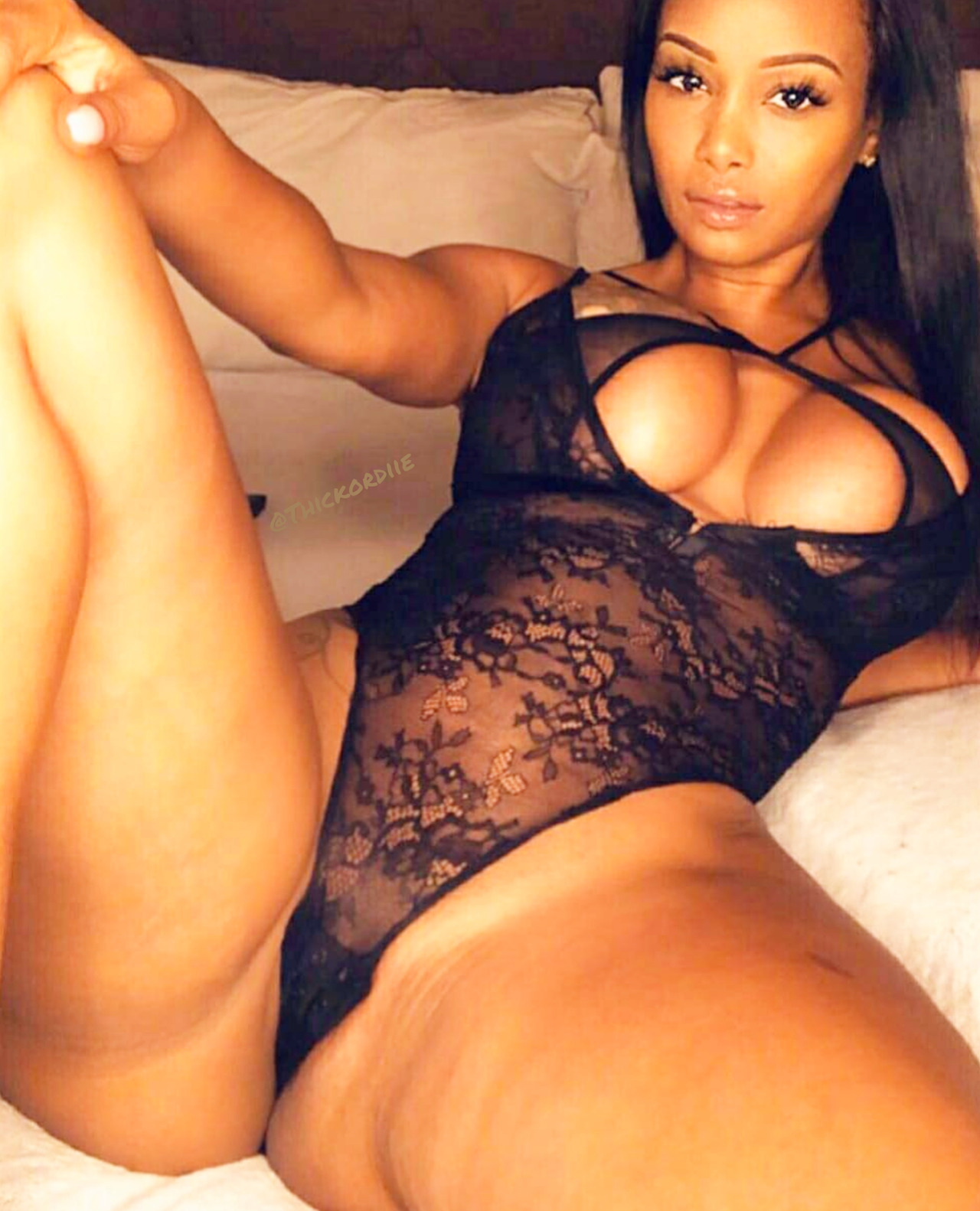 thickordie: Fawking Dream Come True… ShaKKA…🤣 ….#gogetter #goodmorning #gold #music #myears #candy #turkey #turkeyday ……..#macandcheese #mommomashouse #thanksgivingday #Gramahouse #turkey #stuffing #cornbred #stockings #Greens #thouroughbred