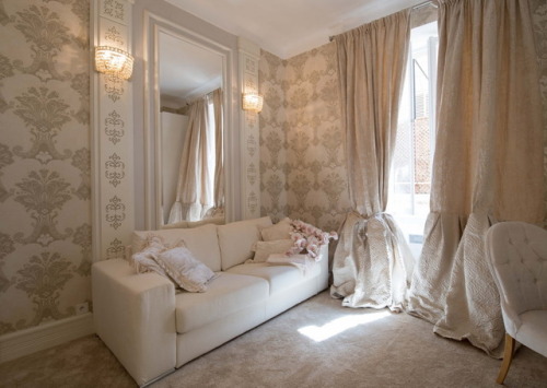 Glamorous Monte Carlo Apartment with a Glimpse of the SeaIf you are looking for a luxurious home in 