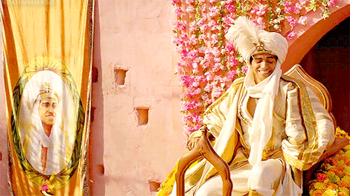 rivailles:Aladdin as an awkward cinnamon roll Prince Ali