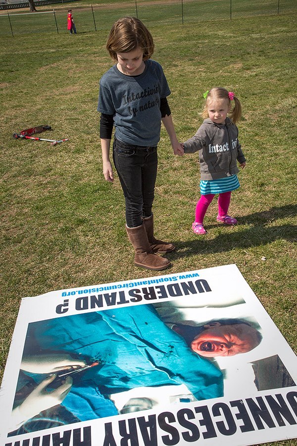 kalashnikool:  pappafranku:thelastnavigator:All images from James Loewen 2013 and
