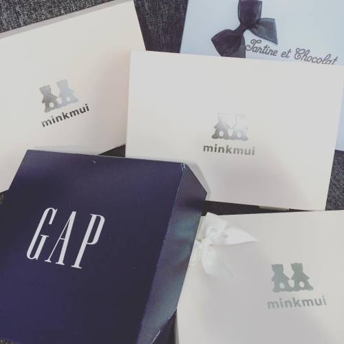 Gift from friends! Thanks a lot! #밍크뮤 #minkmui #gapkids #fartineetchocolat #goldspoon #silver #silv