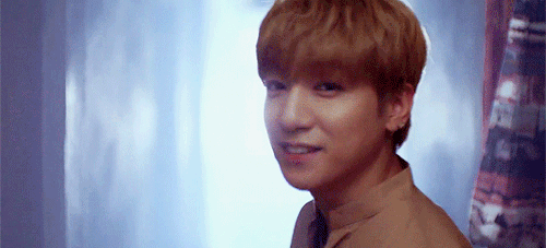 brianskangs:“you made my day” opening vcr