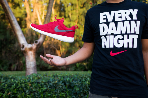 xnimal:  Nike Roshe Run - Sport Red on Flickr. 