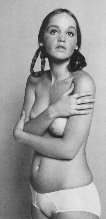 eroticaretro:  The Hardy Boys/Nancy Drew Mysteries (and later Dynasty) star Pamela Sue Martin, in a series of nude shots captured on the advent of her acting career; published in Cheri Magazine, March 1978. 