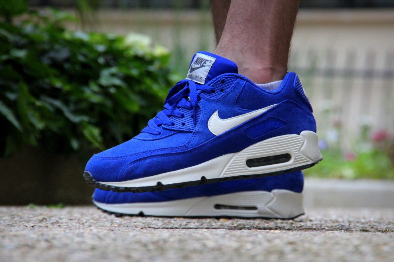 nike air max 90 blue suede