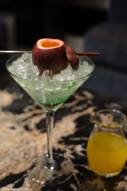 eros-addict:  basilgenovese:  Passion Fruit Martini (Source: Asia Bars &amp; Restaurants)  ♥yummmmmm!!!!!!