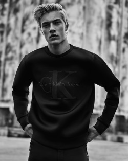 calvinklein:  The Calvin Klein Jeans Black