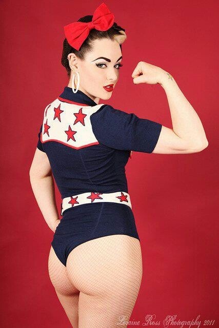 alternative-pinup:  Alternative Pin UpPin Up Twitter