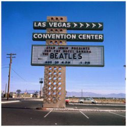 foreverblog-world:  The Beatles in Las Vegas