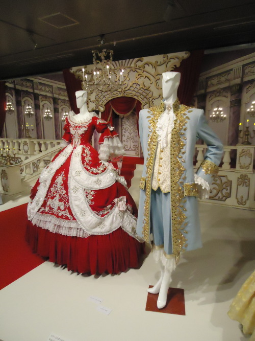 chaijapan:  Rose of Versailles Exhibition in Yokohama.  La Rosa de Versalles o La princesa Caballero o Lady Oscar….. un clásico.