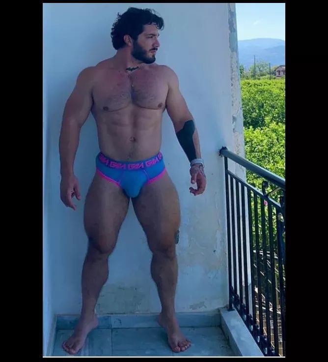 nohomasseur:Beef. It’s what’s for Breakfast 