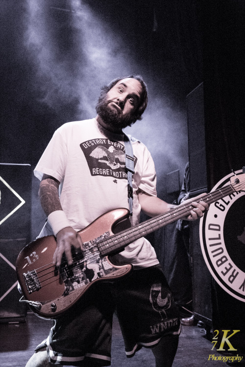 New Found Glory on the Glamour Kills Tour in Buffalo, NY at the Town Ballroom. All images copyrighte