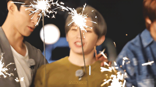 mngys:“At the sound of fireworks our laughter is blooming” ✦ Going Seventeen ep.39 CARNIVAL