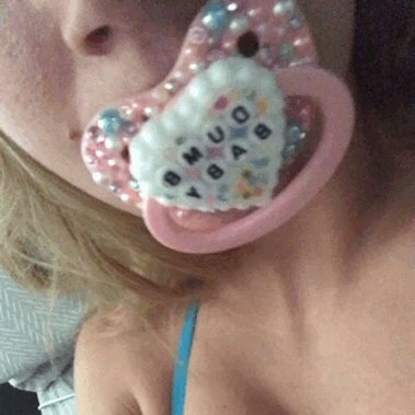 kayleeheartkins:  Any dumb babies out there?  Use my code “Kayleeheart” to get