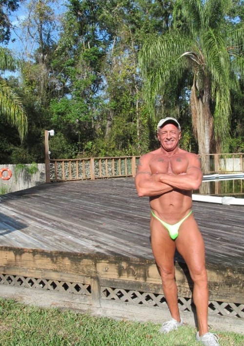 maturemanexhibitionist: More gear from ‘comerciantemxc’. Always great gear, and good pri