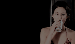 theliarsdaily:every episode of pll: 1x01♡ pilot “not everyone dreams of making it in Rosewood. some 