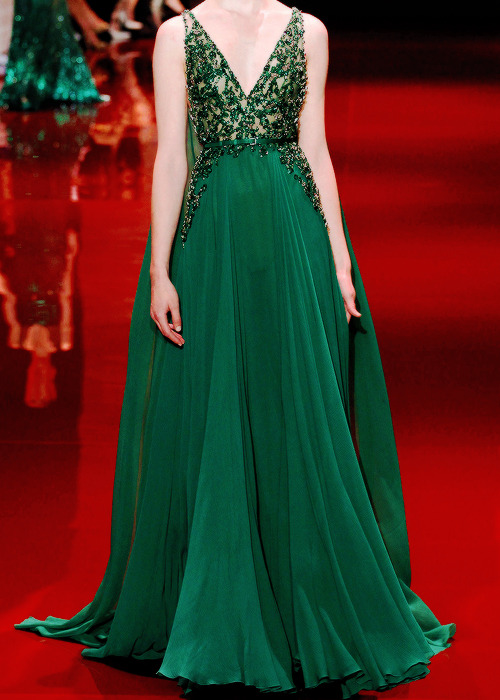 chandelyer:   runway gowns: Elie Saab fall 2013 couture