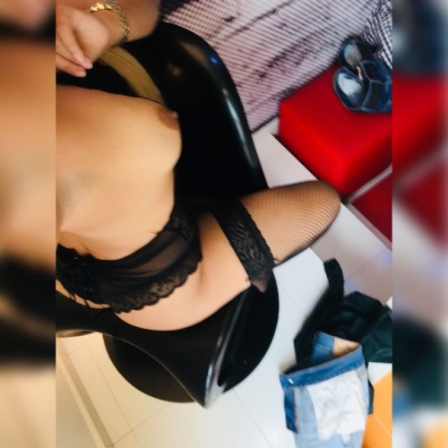 latinashunter:  Gorgeous Tits On Latina! 💞💞💞