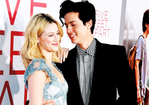 Cole Sprouse and Lili Reinhart attend the Five Feet Apart movie premiere in Los Angeles (March 08) g