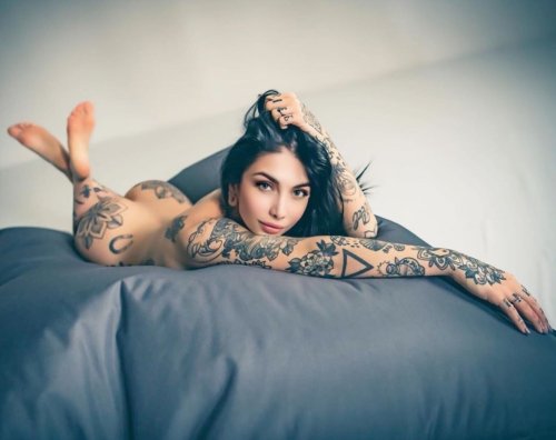 Insatiable taste for tattooed ladies