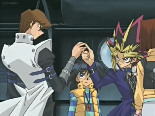 perfectionshipping:  notreadyfor:  partiallyundressedkaiba:  notreadyfor:  perfectionshipping:  Something tells me the poor Pharaoh has no idea what the hell an SD card is… I adore how he’s just assumes Kaiba will know what do with it :P It’s cute