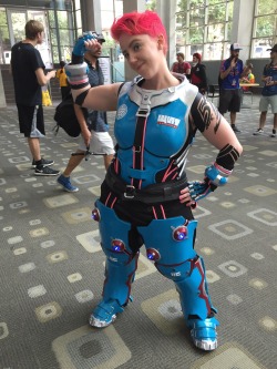 crackerbitz: After months of work, Zarya is finally done. I had a lot of fun making this suit and it had a great response at RTX. Just need to make a few tweaks before SDCC!