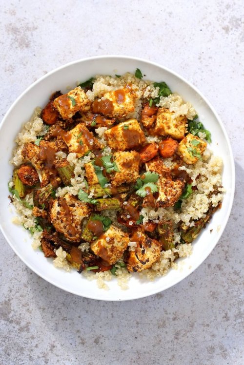 TOFU AND VEGGIE BBQ BOWL