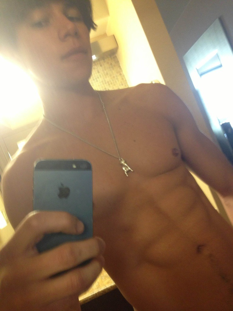 sartorus:  sartorus:  My nipples are always hard lol  The tags on this picture were