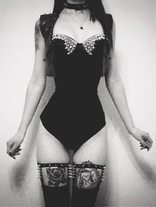 ixxa-reign:  happyendingscum