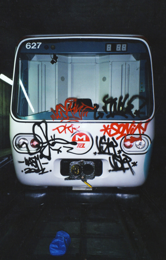 kidsanto:  Lyon Subway France Aem - Sonik - Awol - Le Saint DKR-VSK 