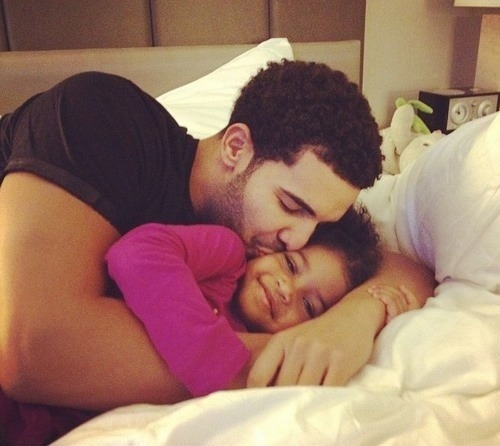 ay0brownskin:  Drake luh duh kids