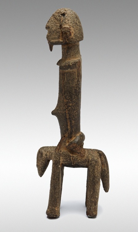 aic-african: Equestrian Figure, Dogon, 1500, Art Institute of Chicago: Arts of AfricaIn the 15th cen