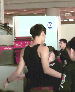 kai-took-off-his-shirt-and:  thecaptainbeagle: 7 // ∞ the black wife beater is