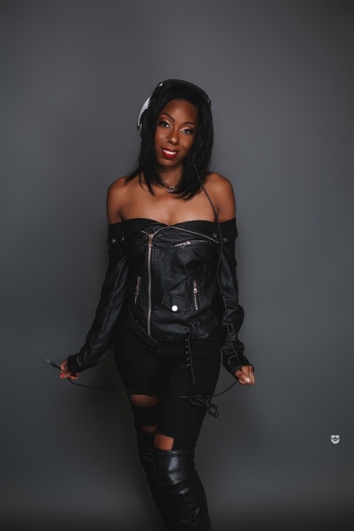blackgrlsaremagic:IG: miixtapechiick