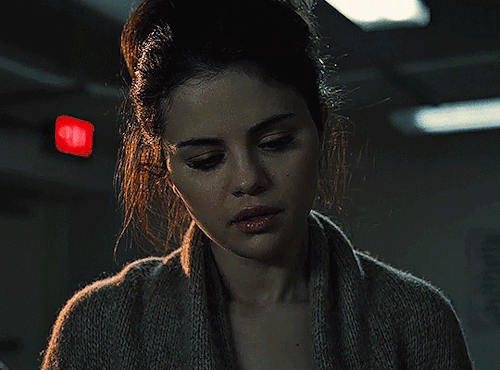 emziess:Selena Gomez as Mabel Mora Only Murders In the Building, Season 1, Episode