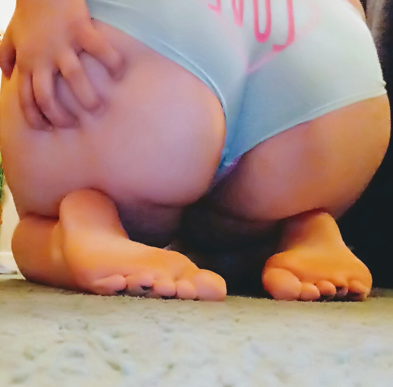 thickchubbychaser:  💋