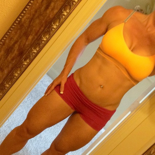 crossfitnessgirls:  More at CrossfitnessGirls.tumblr.com