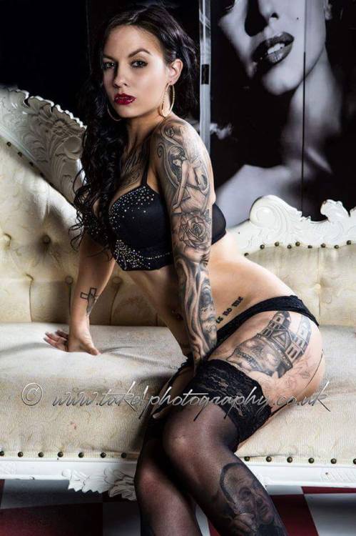 romanshowers: #InkedDoll