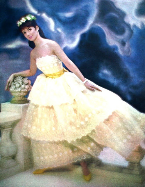 Romantic ball dress, photo Carmen Schiavone, Seventeen April 1961