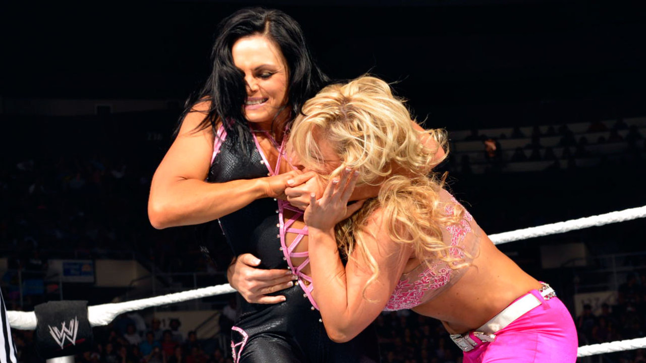 WWE Women 💝 — Layla and Natalya vs Alicia Fox and Aksana:WWE...