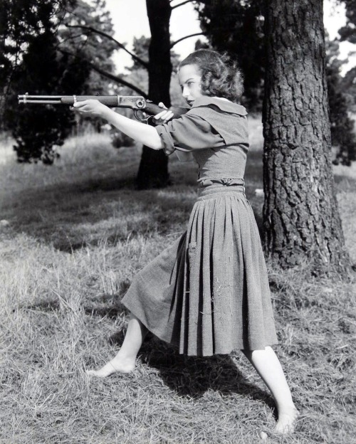 hauntedbystorytelling - Betty Field aiming rifle in ‘The Shepherd...