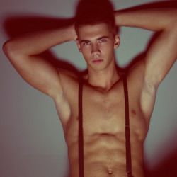 tbworlds:  athletic twink in black braces