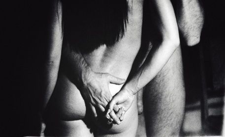 liberamente2001:  your hands on me… 