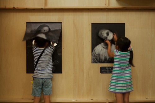 f-l-e-u-r-d-e-l-y-s:  Playful Haunted House Art Gallery   Haunted Play House is Torafu Architects’ creative exhibit designed especially for children to touch art while frolicking in and around the space. Featured in one of the galleries at the Museum