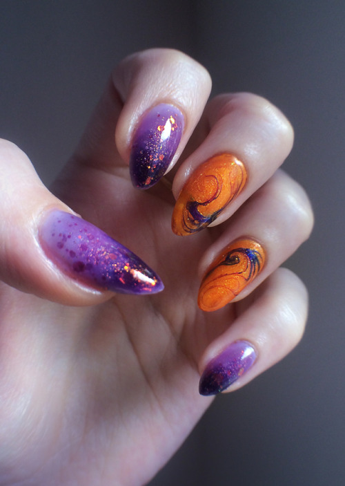 snailfart:  The cauldron spilled over. Purple ombre / jelly sandwich, bottom —› top: Zoya Miley L’Oreal Lilac Coolers L’Oreal Berry Nice Max Factor Fantasy Fire Kleancolor Chunky Holo Black Orange swirl dry marble: Sinful Colors Cloud 9 Sinful