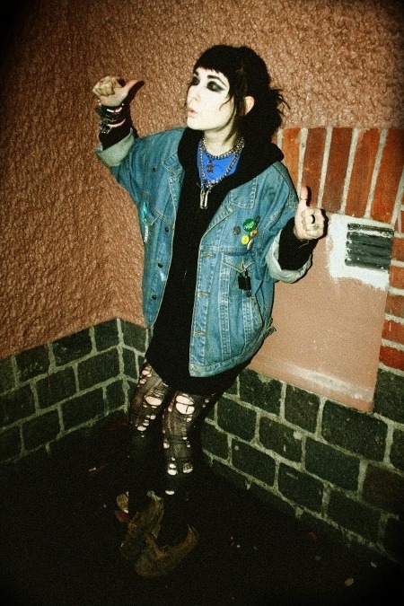 aciddaisies:  soft grunge/models life just wasn’t fair to these unfortunate people
