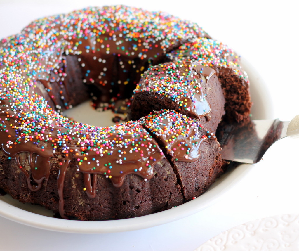 veganinspo:  Vegan Avocado Chocolate Cake