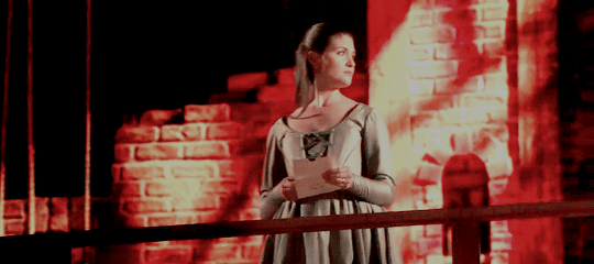 tiffanyachings:  Then I remember my Eliza’s expecting me… Not only that, my Eliza’s