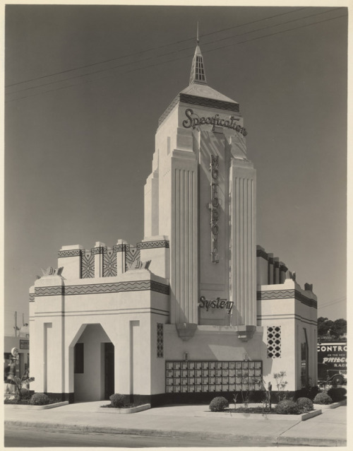 memoriastoica:Specification Motor Oil station, Washington and 8th Avenue, Los Angeles.Circa 1920s.De