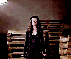 emmagoodall:  allison + knife twirling 